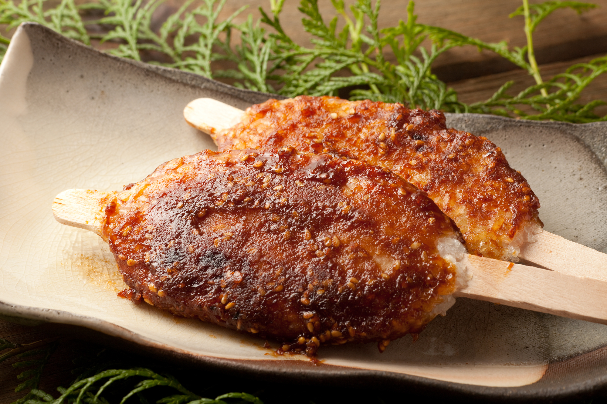 4-2. Savoring Local Flavors: Hoba Miso, Gohei-mochi, and Hida Beef